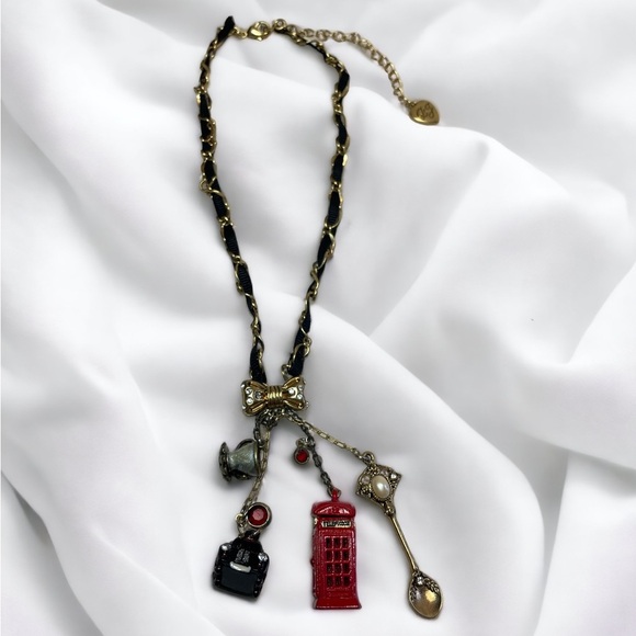 Vintage Betsey Johnson Royal Engagement Charm Necklace - Picture 2 of 3